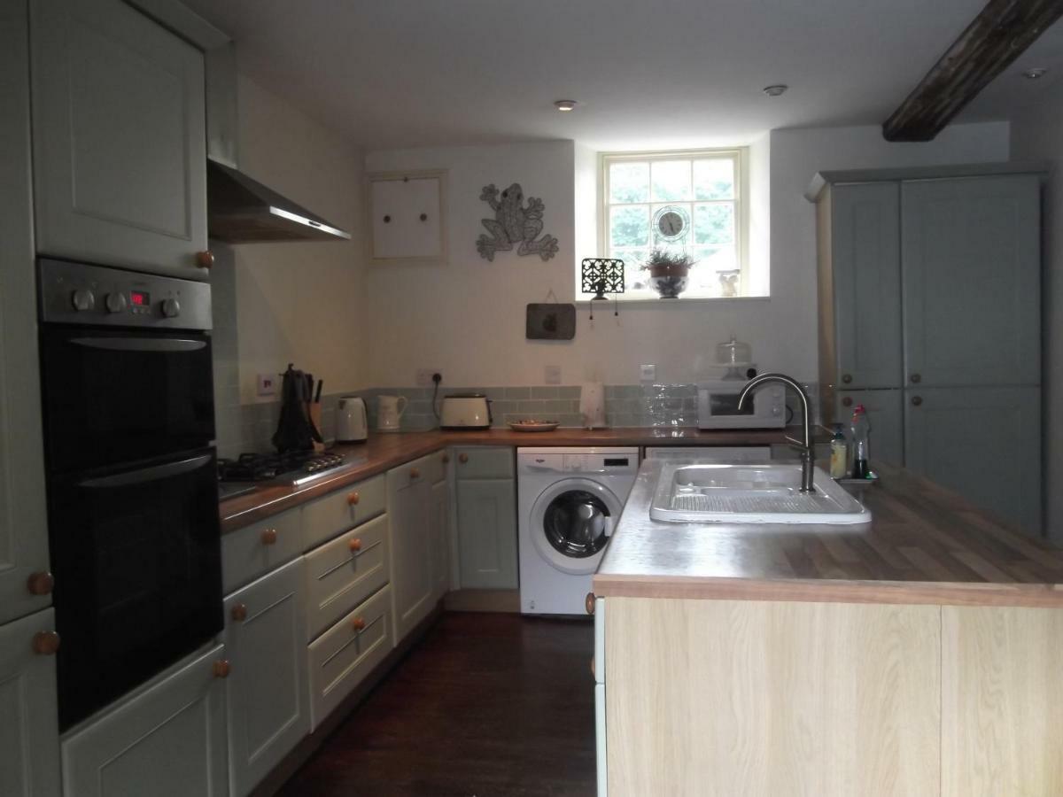 Manor House Annex - Sleeps Up To 6 People Villa Shepton Mallet Bagian luar foto