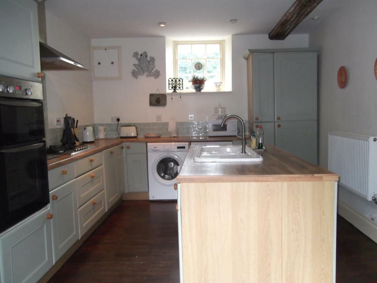 Manor House Annex - Sleeps Up To 6 People Villa Shepton Mallet Bagian luar foto